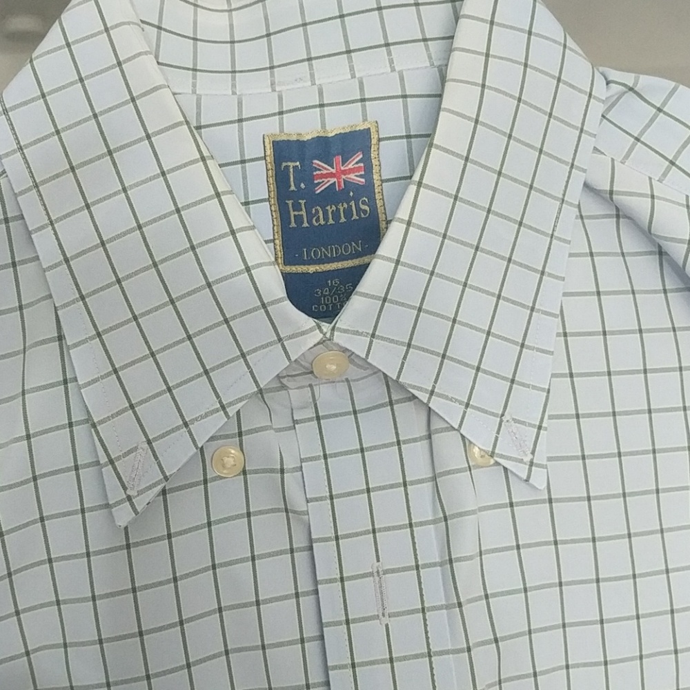 T. Harris 34/35 Mens Button Down